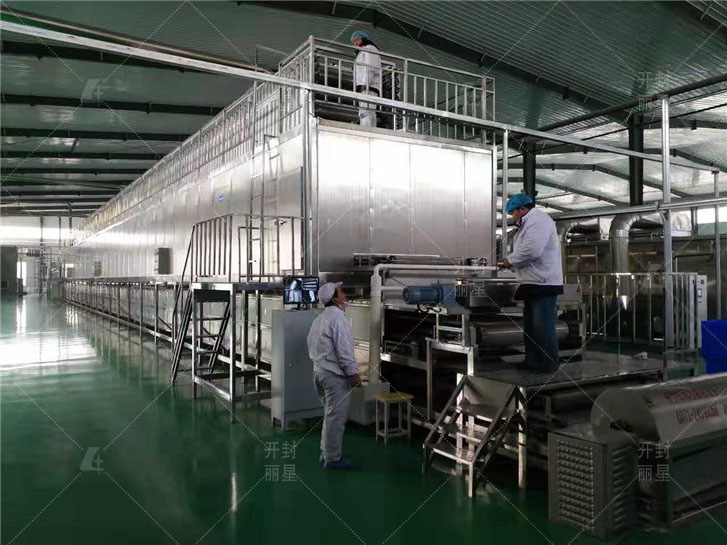 马铃薯淀粉是怎么通过粉丝加工机械设备造作成粉条的？？？？？