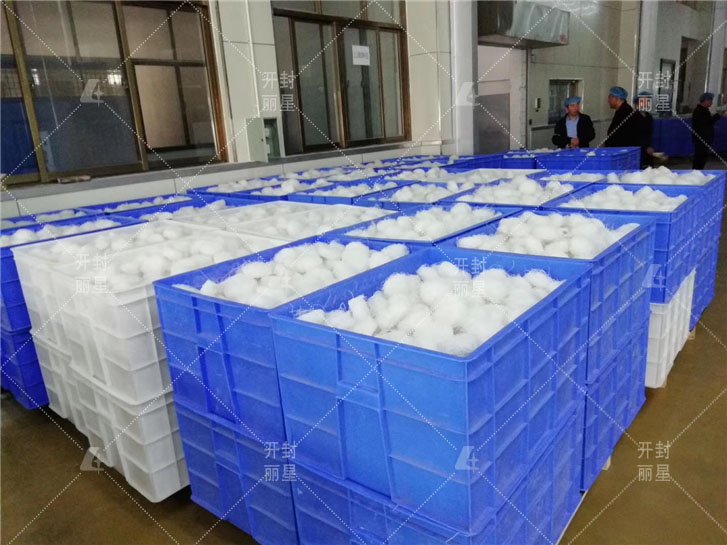 日产1-12吨碗装酸辣粉加工设备价值 918搏天堂厂家供给