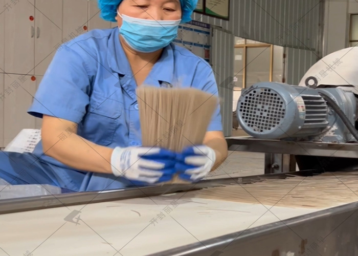 918搏天堂自动化水晶粉丝出产线实现精准节造，，，，，，省水省时人为少
